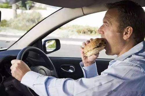 一车瓜翻了继续吃瓜后续,揭秘“继续吃瓜”背后的故事与启示