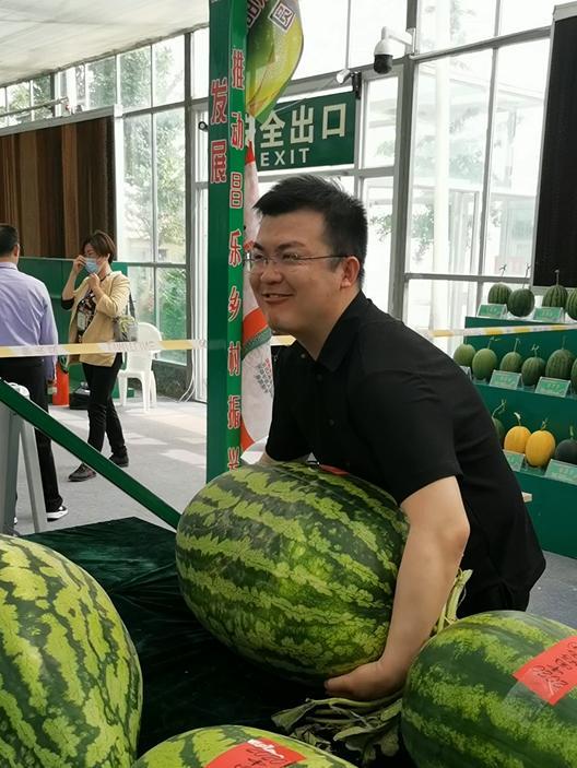 迅雷福利种子吃瓜