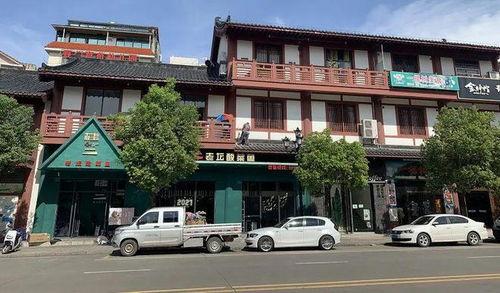 玉林容县吃瓜,夏日炎炎，吃瓜解暑乐无边