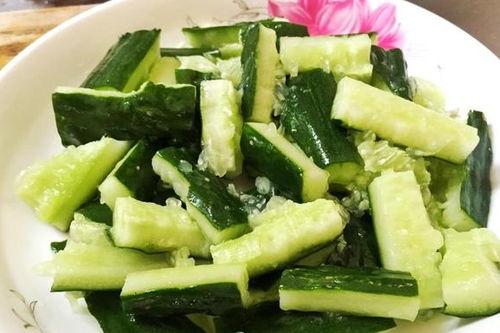 什么瓜放醋吃最好,夏日消暑佳品搭配指南