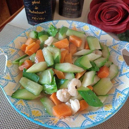 小瓜虾仁怎么吃,小瓜虾仁的多样美味吃法探索