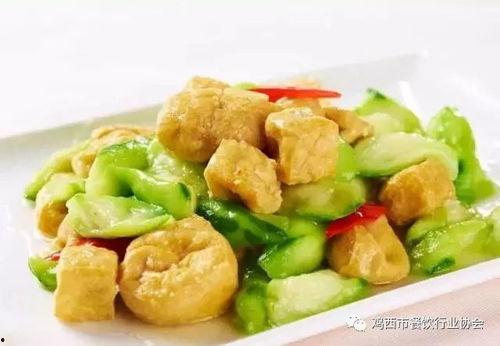 吃瓜不张嘴,张嘴有风险，沉默是金