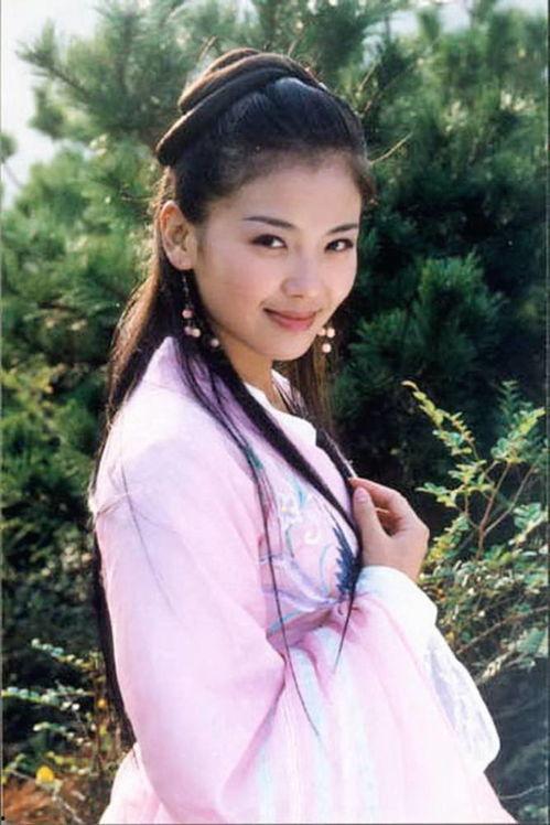 阿朱新春特辑吃瓜,揭秘娱乐圈吃瓜盛宴背后的故事